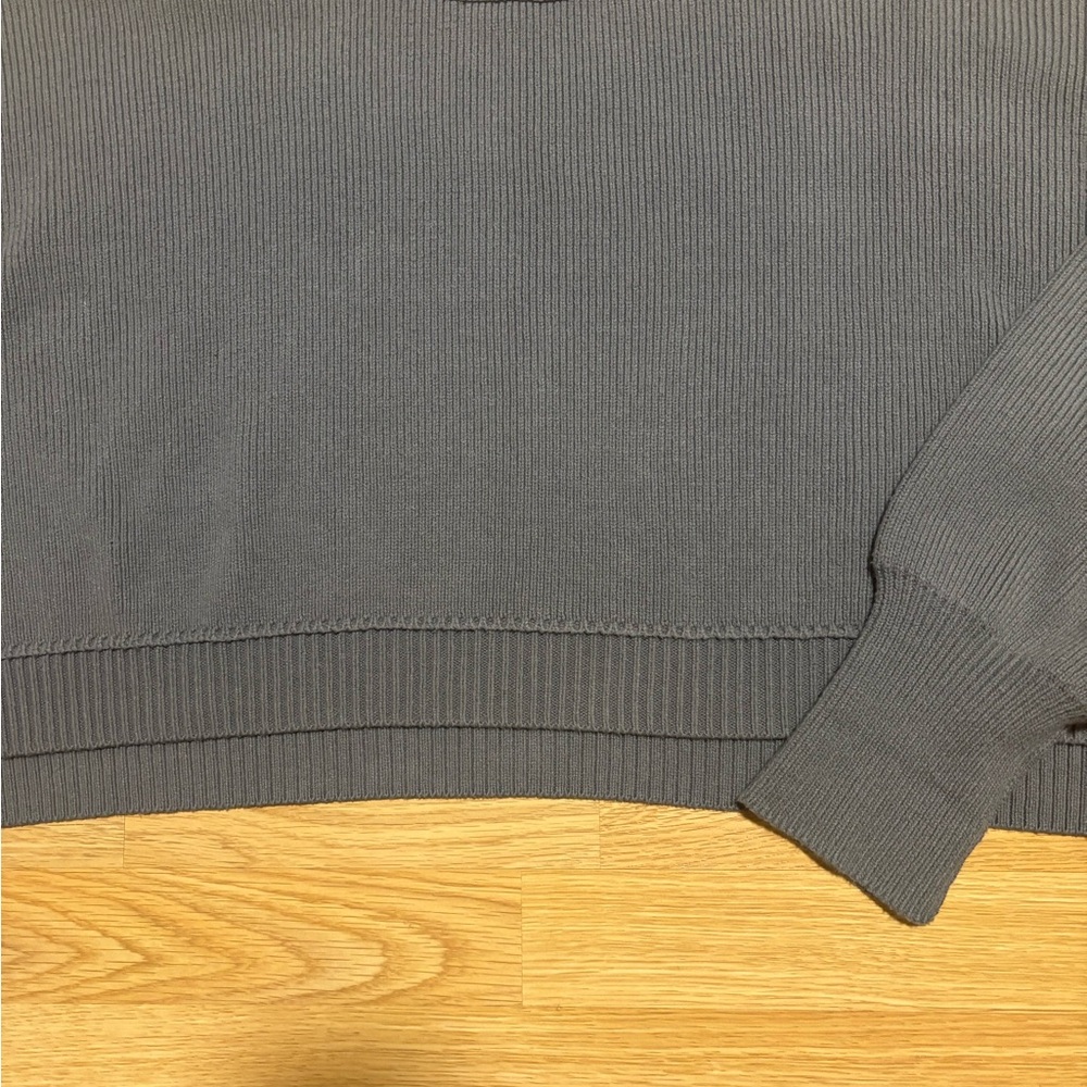 “Free People” Easy Street Crop Pullover Size Medium - Picture 4 of 9